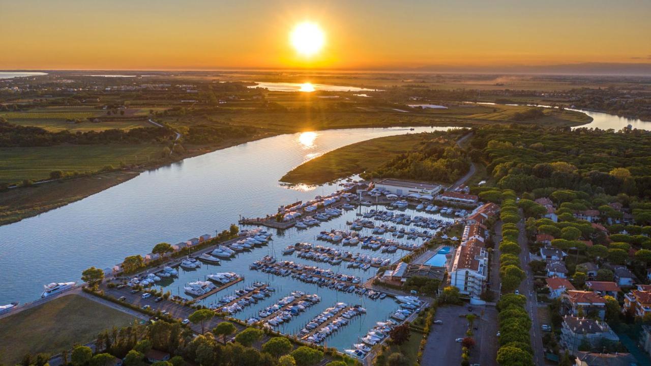 Marina Uno View Apartment لينانو سابيادورو المظهر الخارجي الصورة
